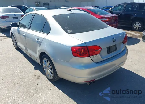 2012 Volkswagen Jetta 2.5L Se z USA, uszkodzony, nr VIN 3VWDX7AJ4CM313435